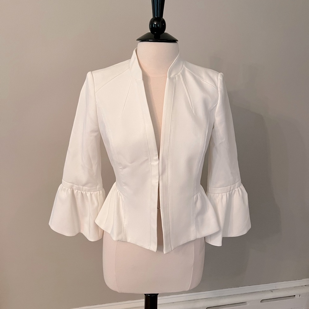 White peplum blazer WHITE HOUSE | BLACK MARKET
